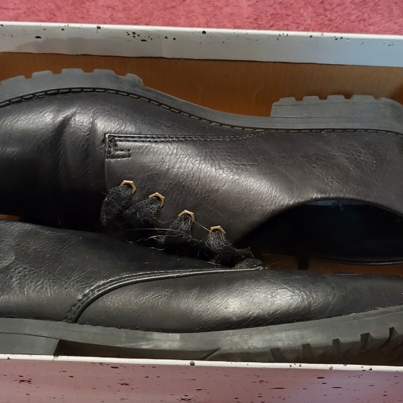 Groove Jaded Women Us size 10 Black Oxford - Picture 3 of 9